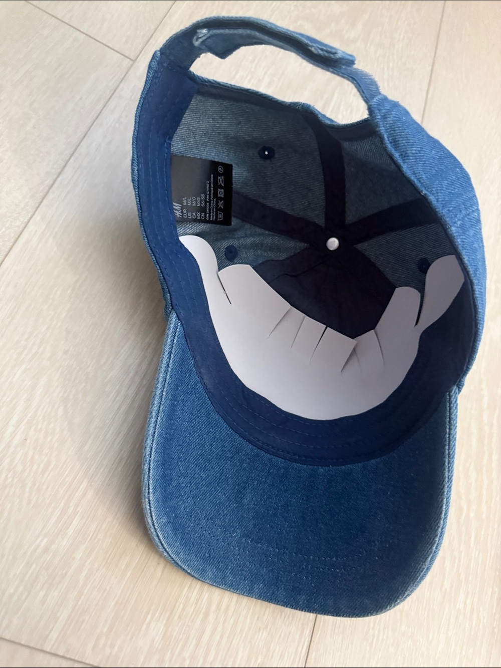 H&M Denim Baseball Cap in Blue with 'California Los Angeles' Embroidery - Picture 5 of 10